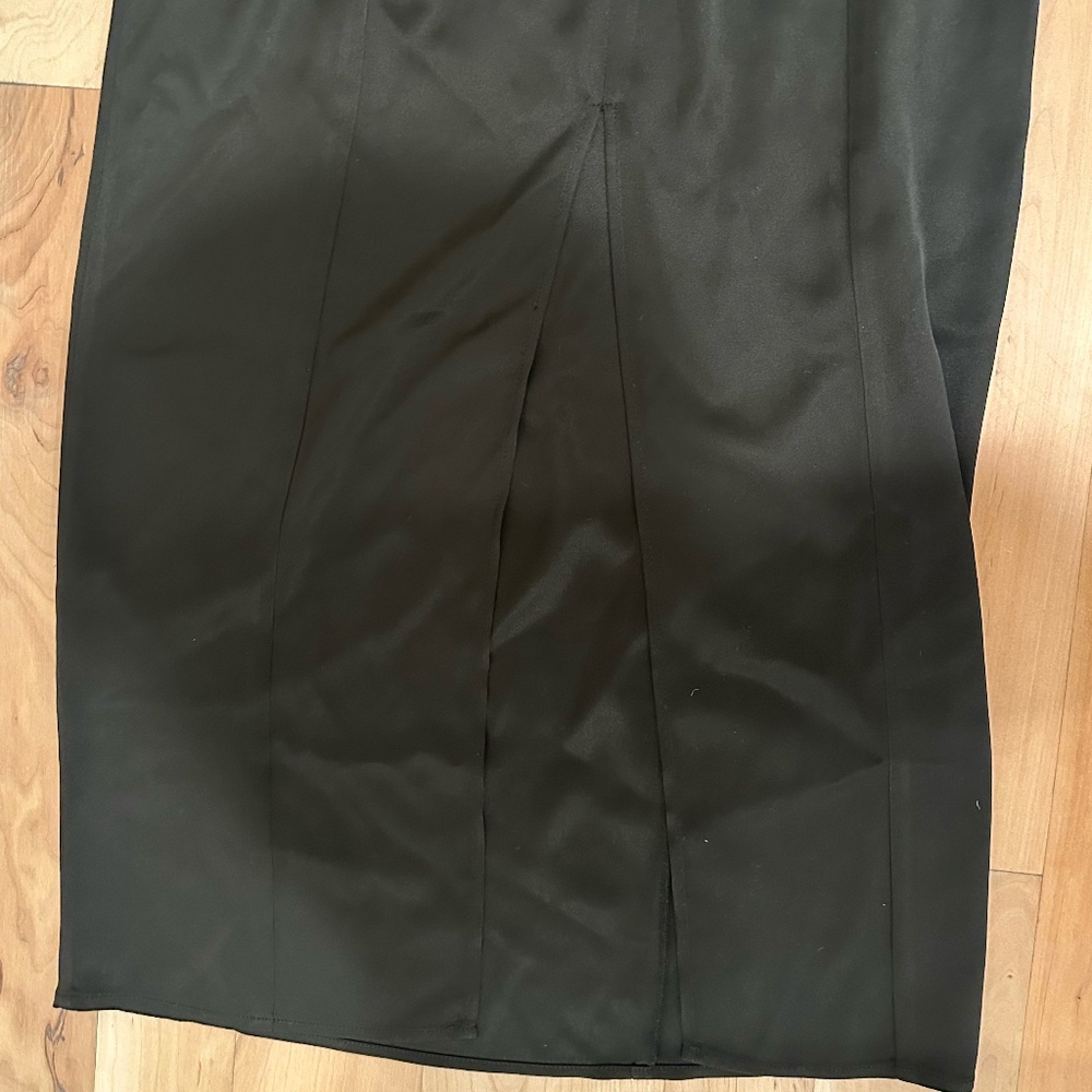 REFORMATION JOHAN SATIN DRESS (Black, 4) - Picture 7 of 7